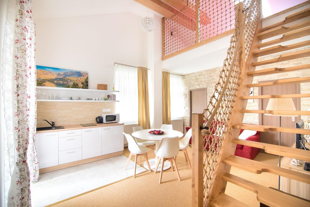 Mezonet Jelena Apartment ตาตรันสกา ลอมนีจา ภายนอก รูปภาพ
